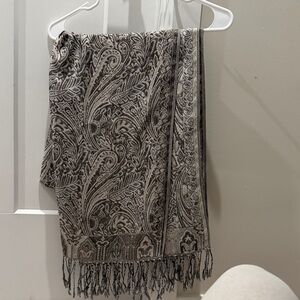 Nine West Black and Gray Paisley Throw Blanket